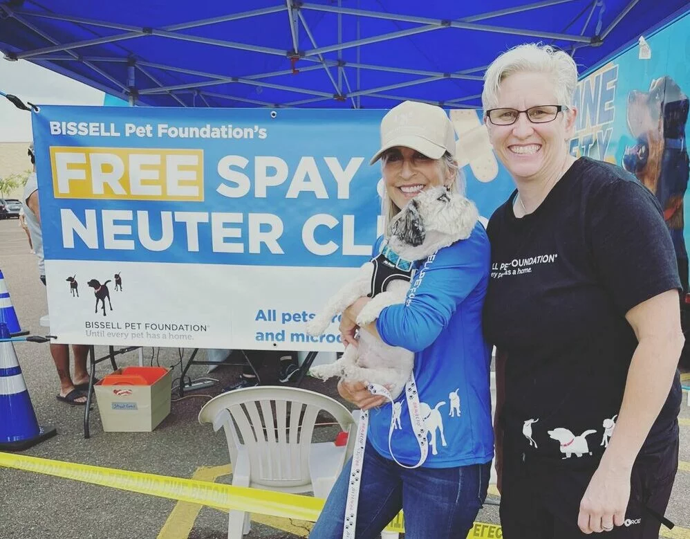 Cathy Bissell and Dr. Canupp at Spay Neuter Clinic