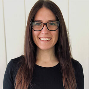 Headshot of Renay Shoenmaker